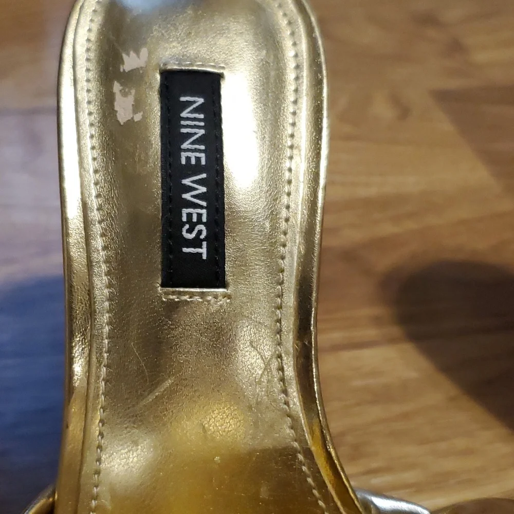 Nine West Yoyo 3 Heeled Dress Sandals Womens Size 6 Gold Silver Metallic